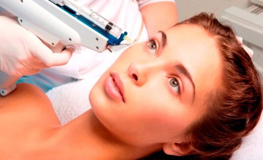 الحقن لتجديد شبابها